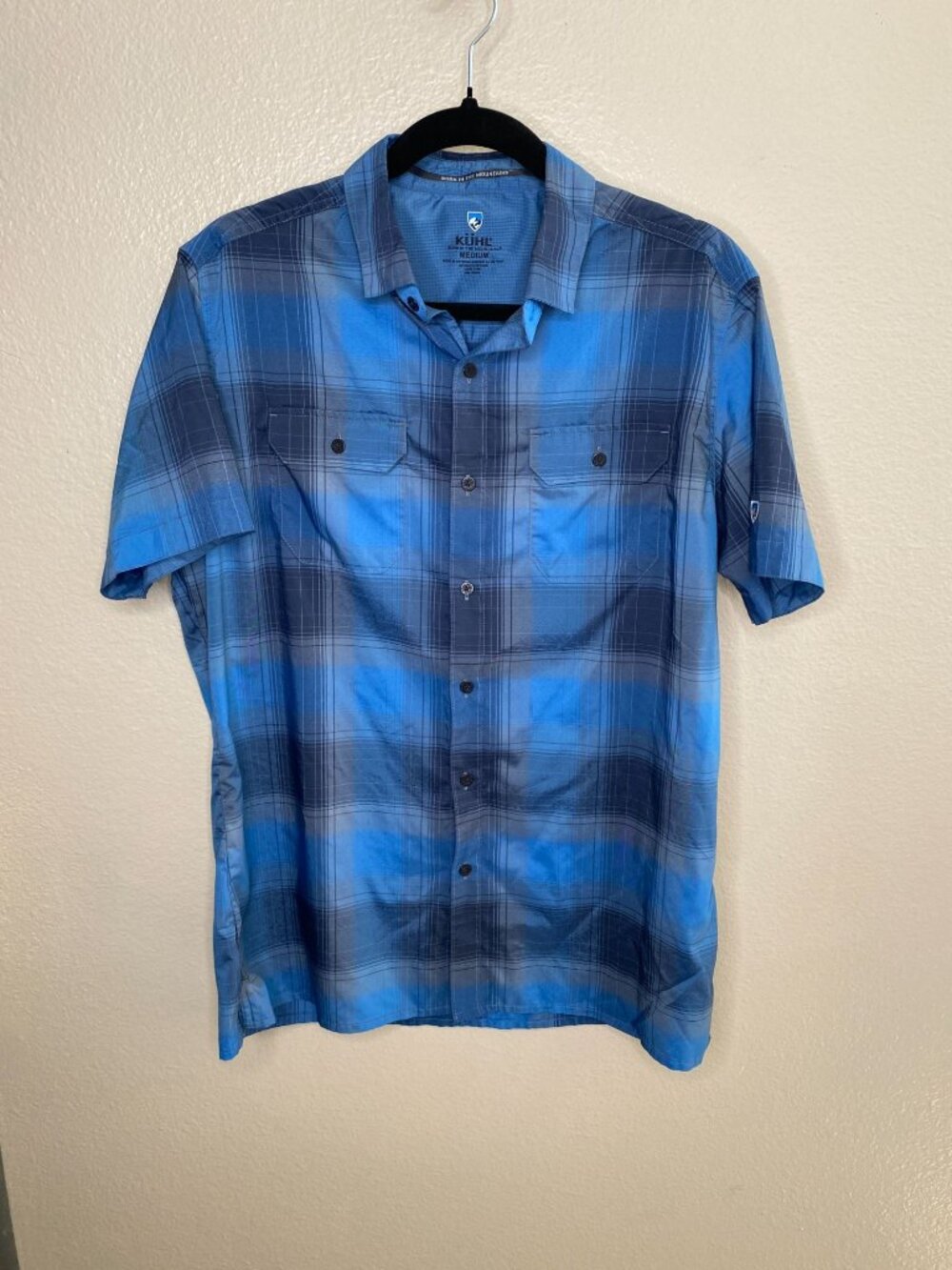 Kuhl Mens Blue Plaid Shirt Medium Short Sleeve Button-Up Shirt collared